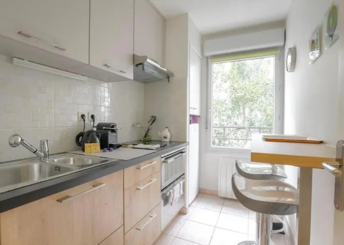 Apartamento T2 Calme Avec Parking Entre Perrache Et Confluence